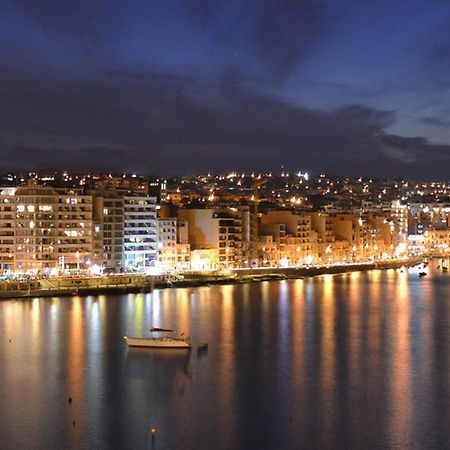 Marvellous Apartment With Valletta And Harbour Views Sliema Buitenkant foto