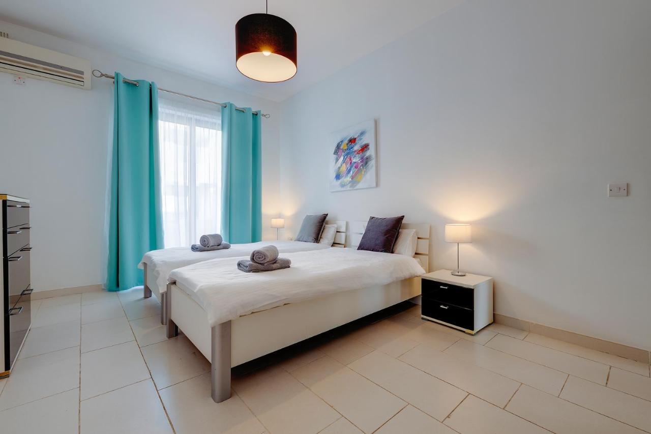 Marvellous Apartment With Valletta And Harbour Views Sliema Buitenkant foto