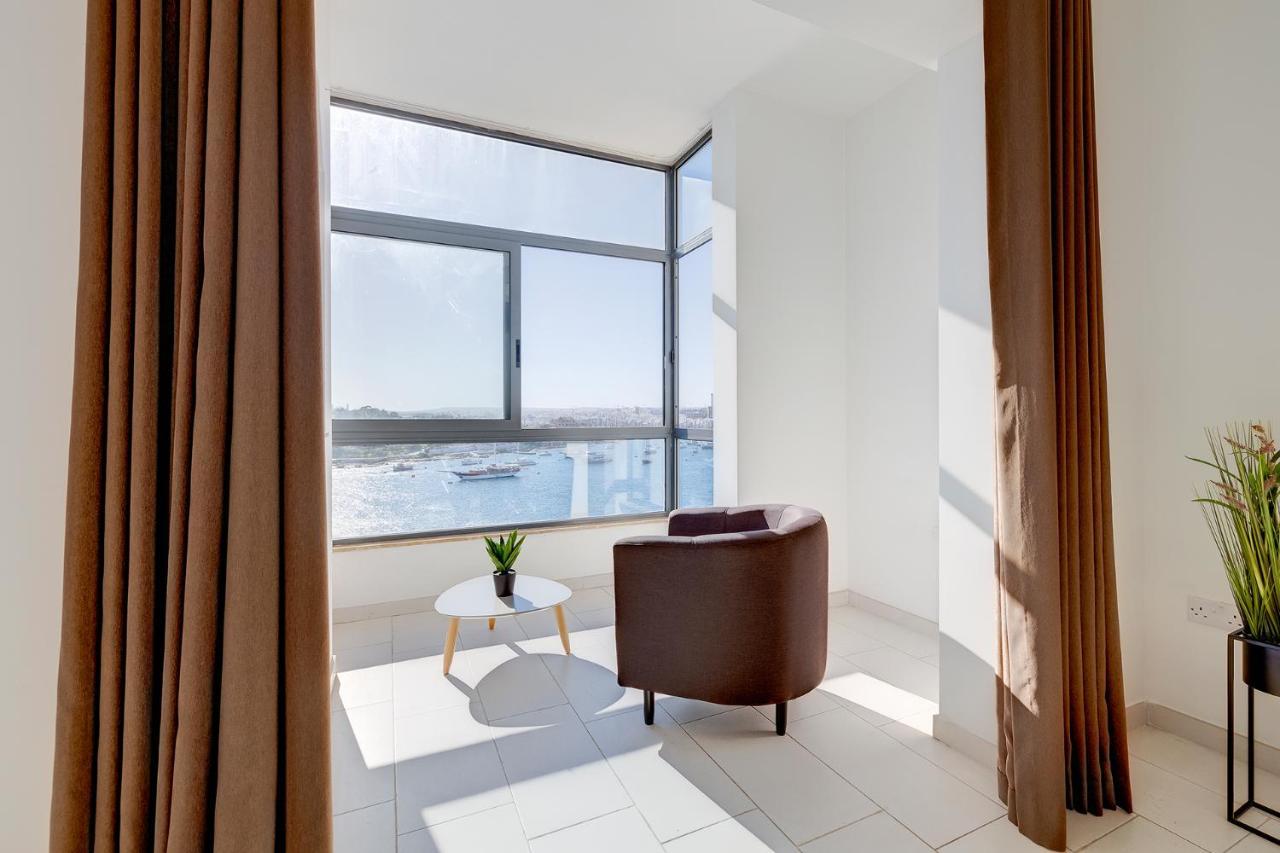 Marvellous Apartment With Valletta And Harbour Views Sliema Buitenkant foto