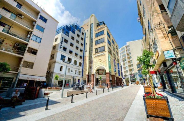 Marvellous Apartment With Valletta And Harbour Views Sliema Buitenkant foto