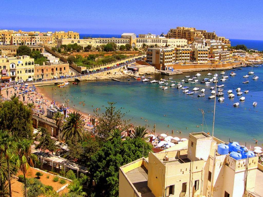 Marvellous Apartment With Valletta And Harbour Views Sliema Buitenkant foto